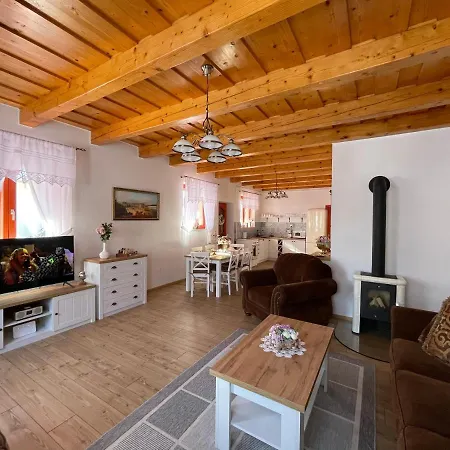 Rozsa Feriehus Aggtelek